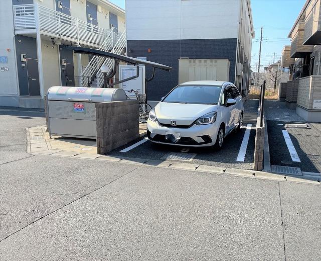 クレストタウンG(52918)の外観・駐車場イメージ1枚目