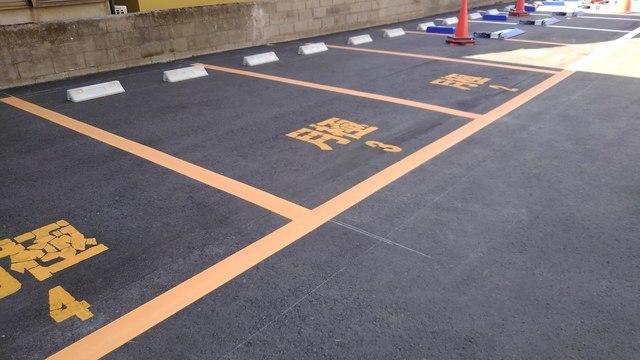 内山パーキング(下荒田3丁目)の外観・駐車場イメージ2枚目