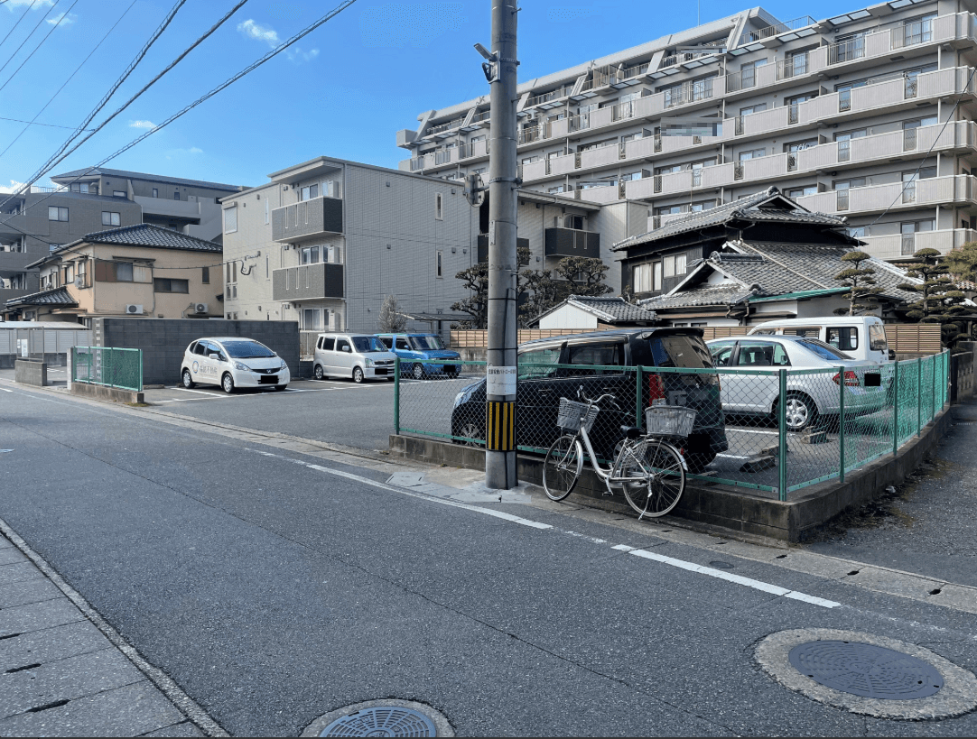 大賀月極駐車場の外観・駐車場イメージ1枚目