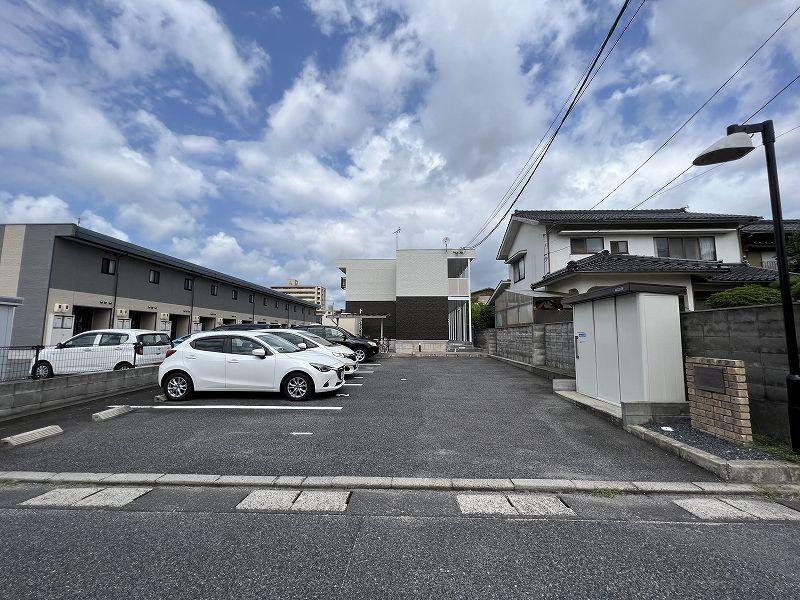 ウェルスⅡ(28870)の外観・駐車場イメージ1枚目