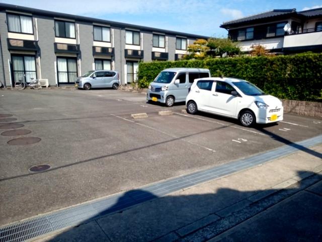 UTSUMI(40301)の外観・駐車場イメージ1枚目