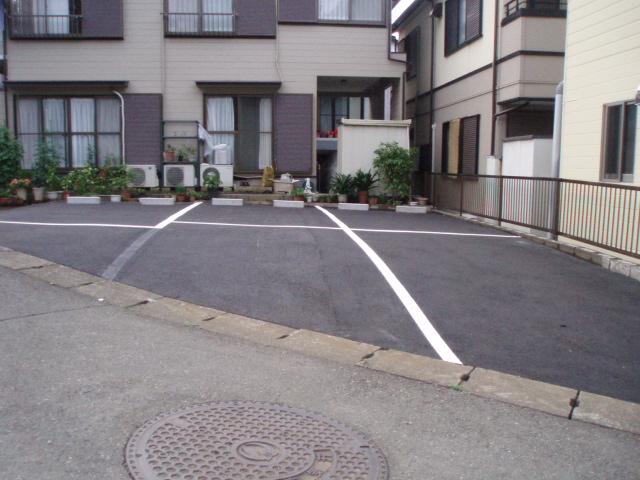 エムアイパーキングの外観・駐車場イメージ1枚目