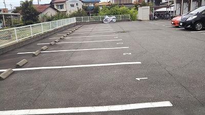 クレスト(20804)の外観・駐車場イメージ1枚目