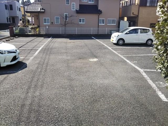 ホークヒルズ(17109)の外観・駐車場イメージ1枚目