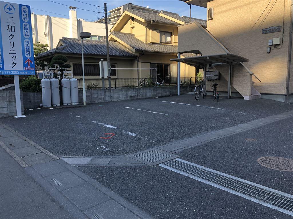 フローラルハイツ駐車場の外観・駐車場イメージ1枚目