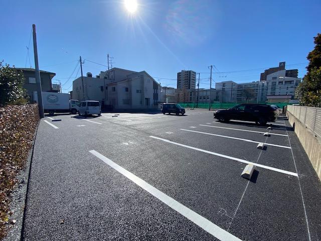 小澤駐車場の外観・駐車場イメージ2枚目