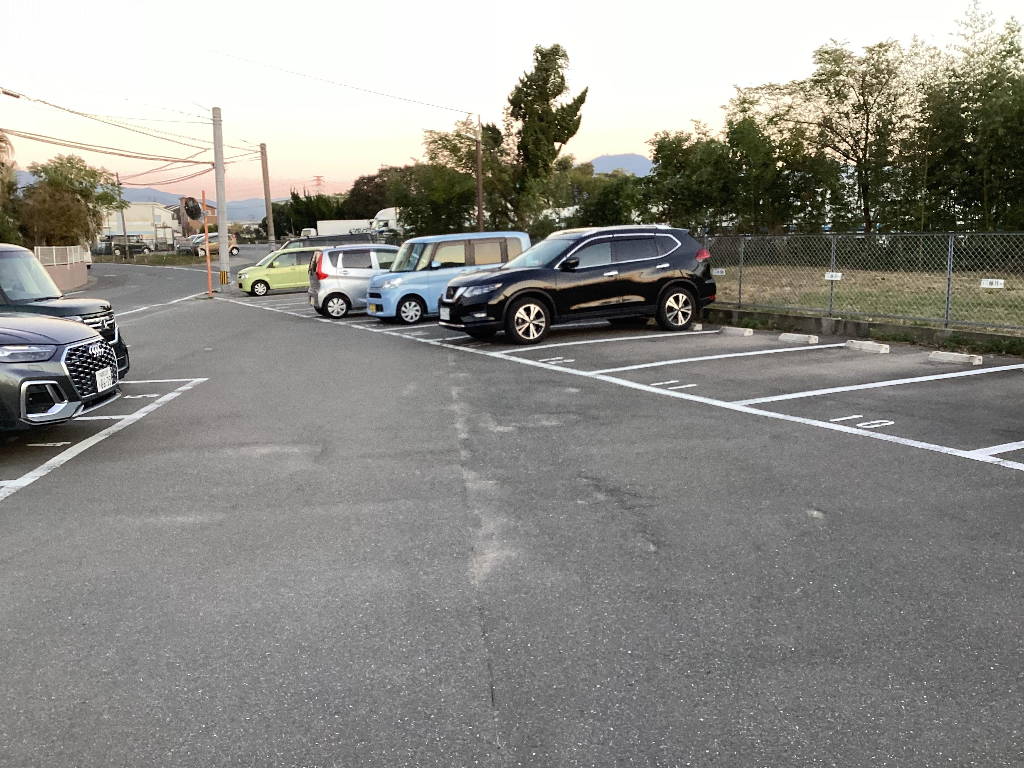 リバティ・ベルパーキングの外観・駐車場イメージ2枚目