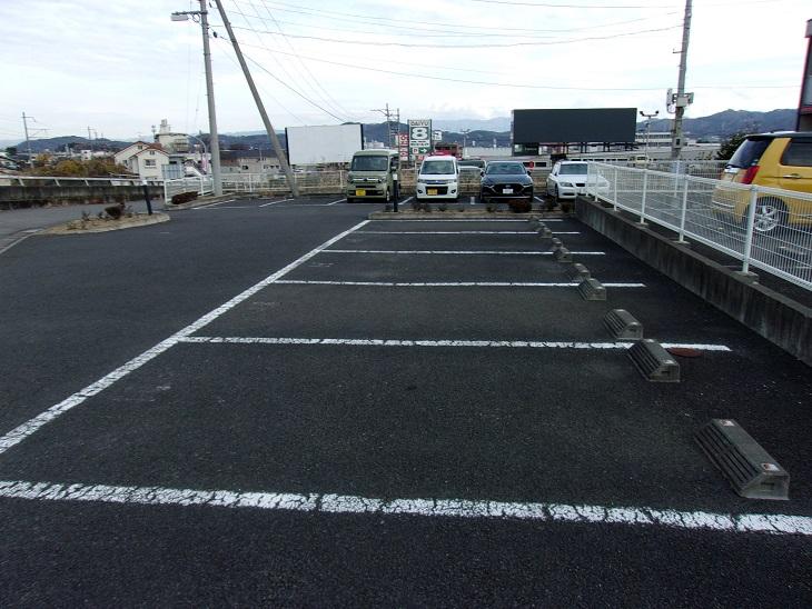 Enchante H(26431)の外観・駐車場イメージ1枚目