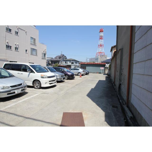 桜町通り月極駐車場の外観・駐車場イメージ2枚目