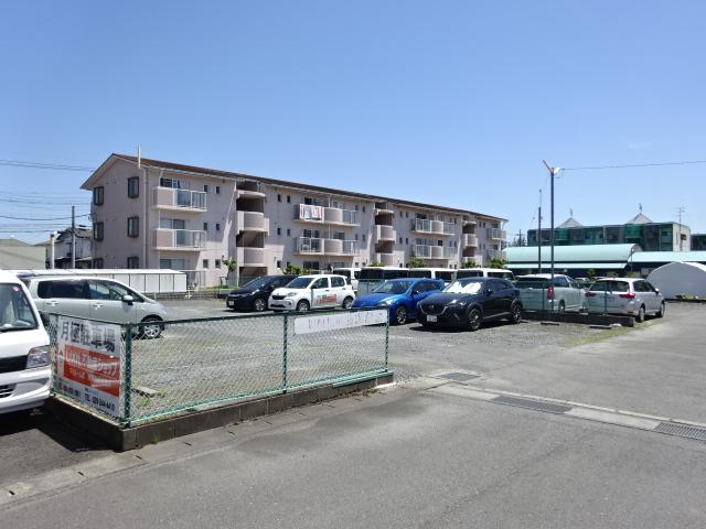 小川パーキングの外観・駐車場イメージ1枚目