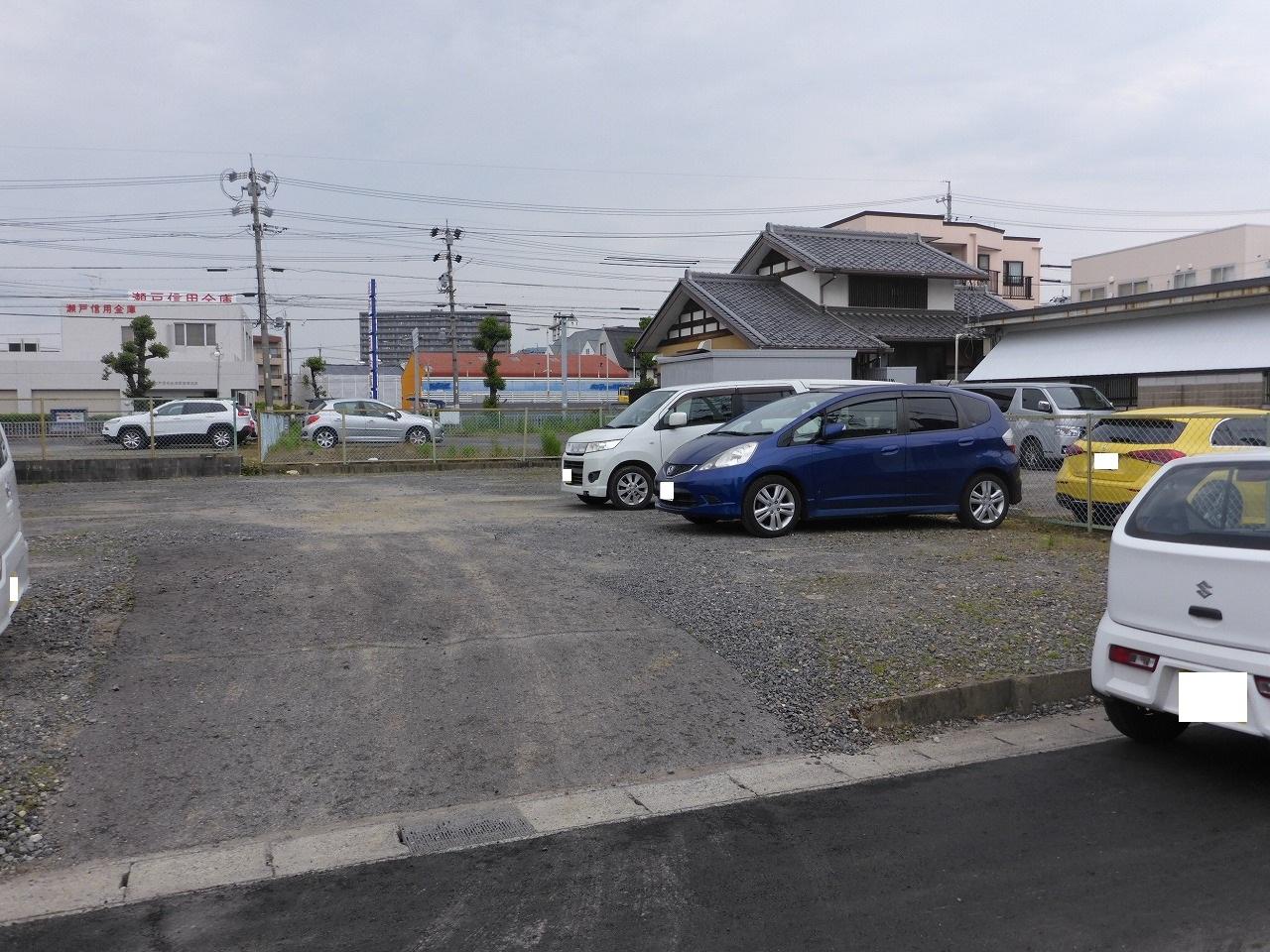 J-011の外観・駐車場イメージ1枚目