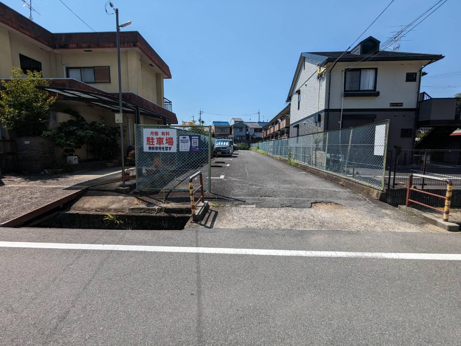 大石ガレージの外観・駐車場イメージ1枚目