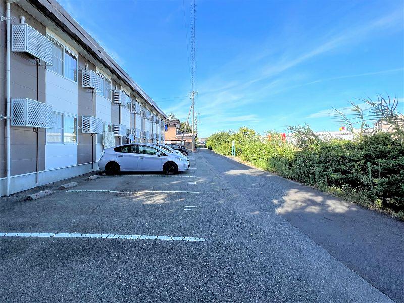 リバーサイド(21390)の外観・駐車場イメージ1枚目