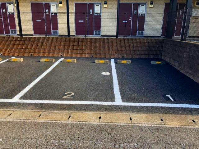 シャンブル参番館(38134)の外観・駐車場イメージ1枚目