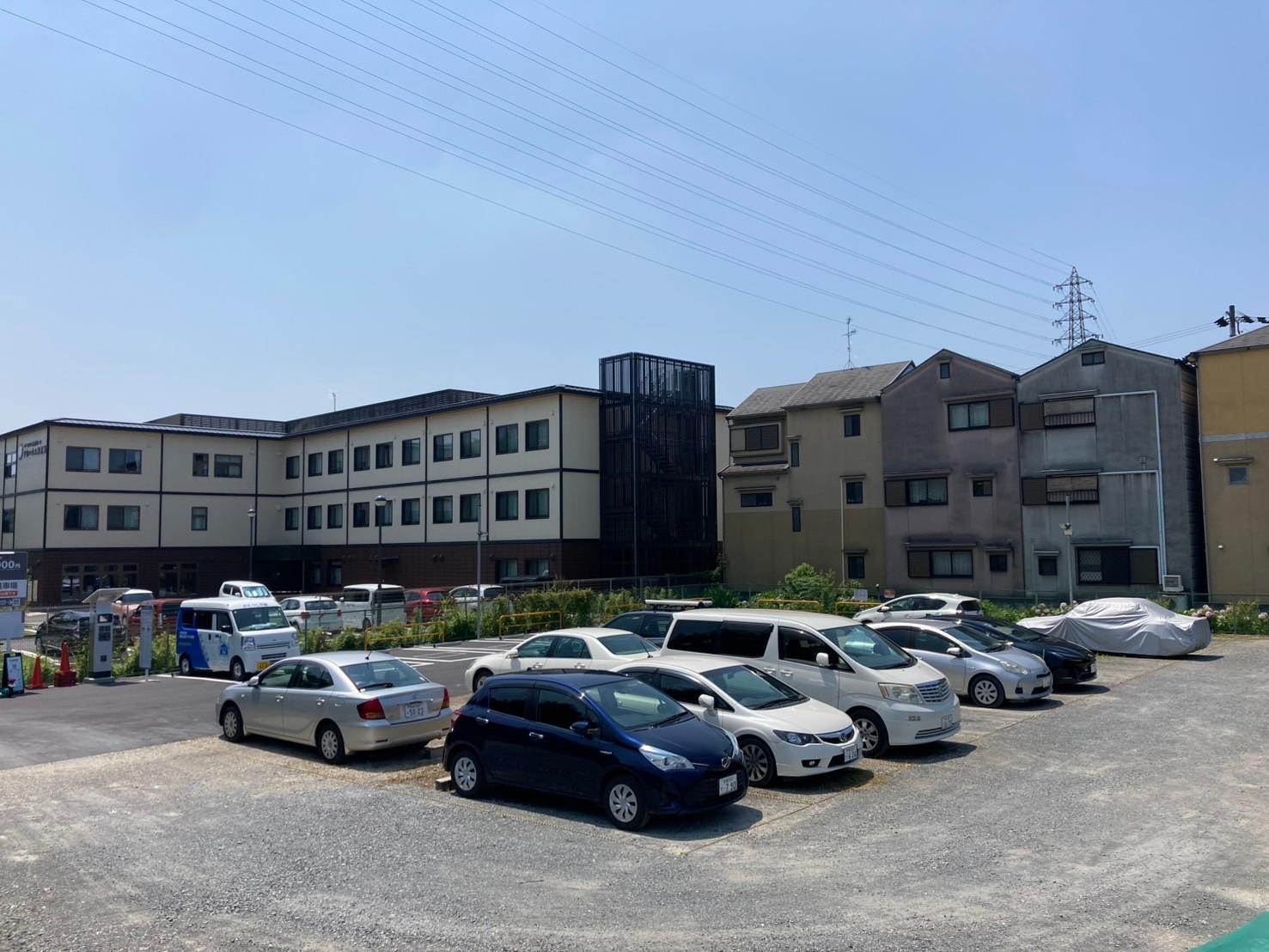 北條ガレージの外観・駐車場イメージ2枚目