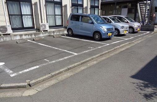 ピュアリストⅢ(37382)の外観・駐車場イメージ1枚目