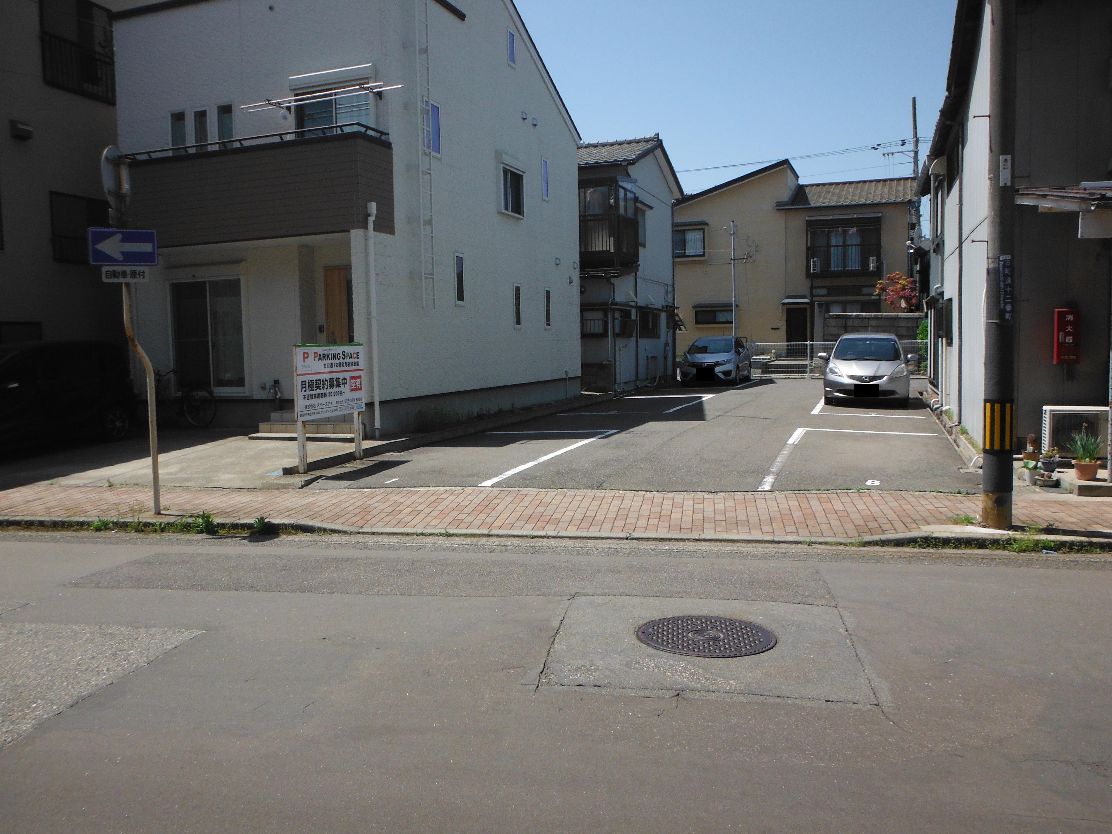 パーキングスペース古町通12番町月極駐車場の外観・駐車場イメージ1枚目