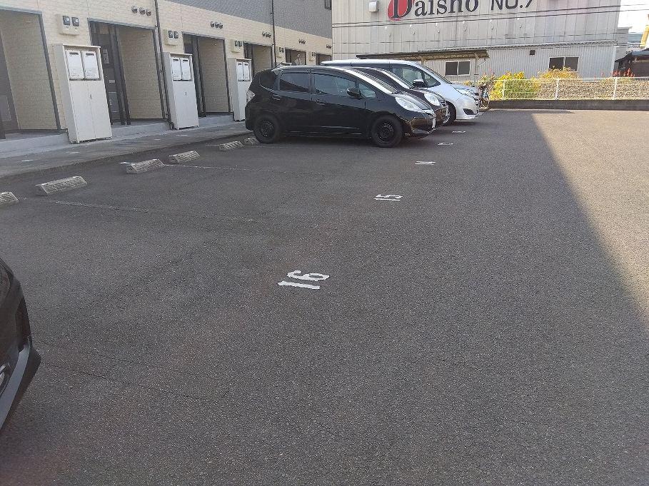 アンクル サム(32343)の外観・駐車場イメージ1枚目