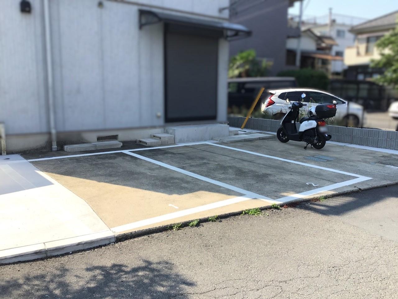 ナノファボリートの外観・駐車場イメージ1枚目