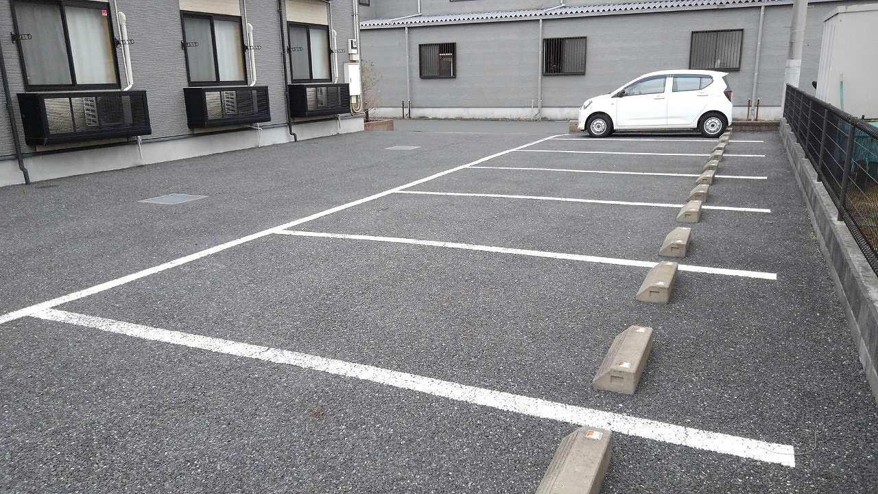 くらや(35209)の外観・駐車場イメージ1枚目