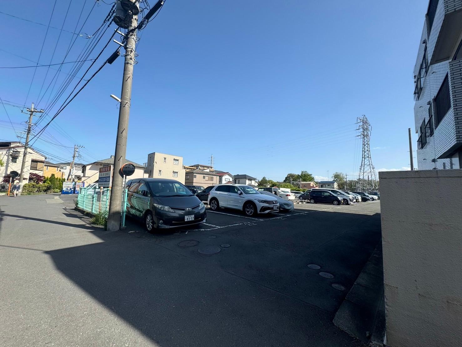 関山第1駐車場の外観・駐車場イメージ2枚目