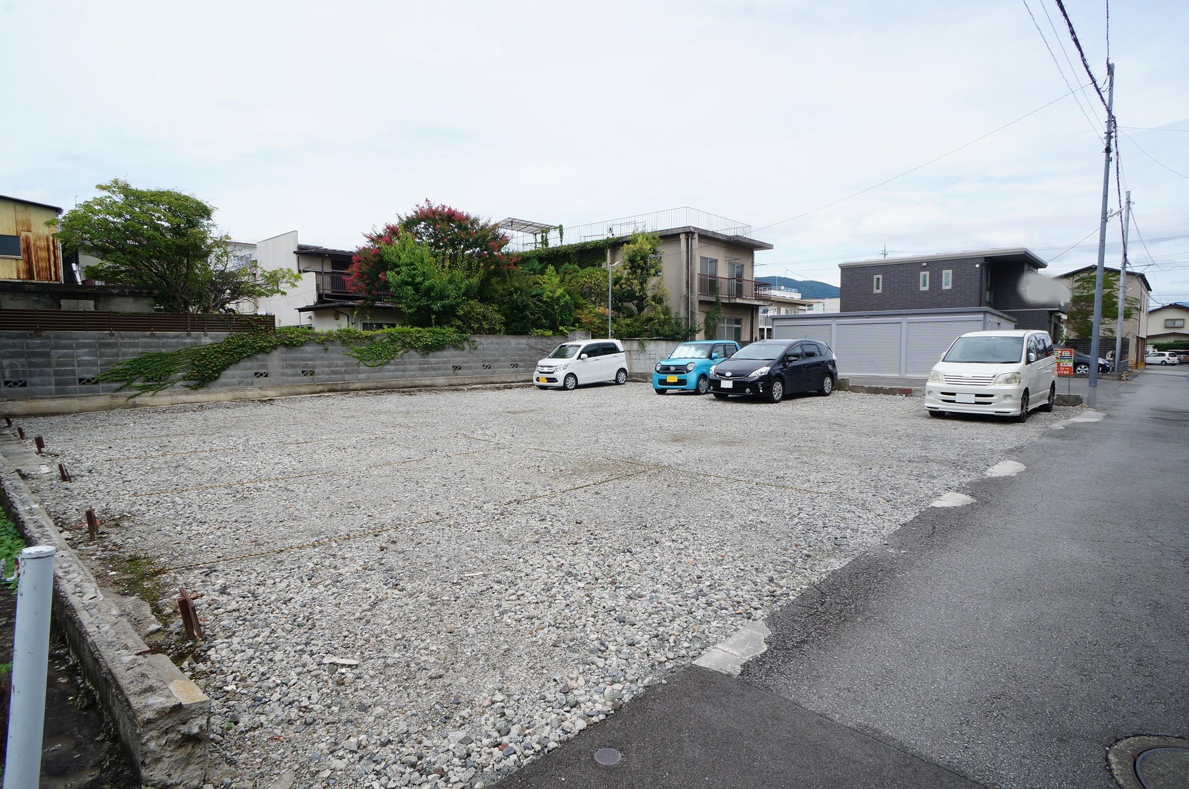 パインズ月極駐車場の外観・駐車場イメージ1枚目