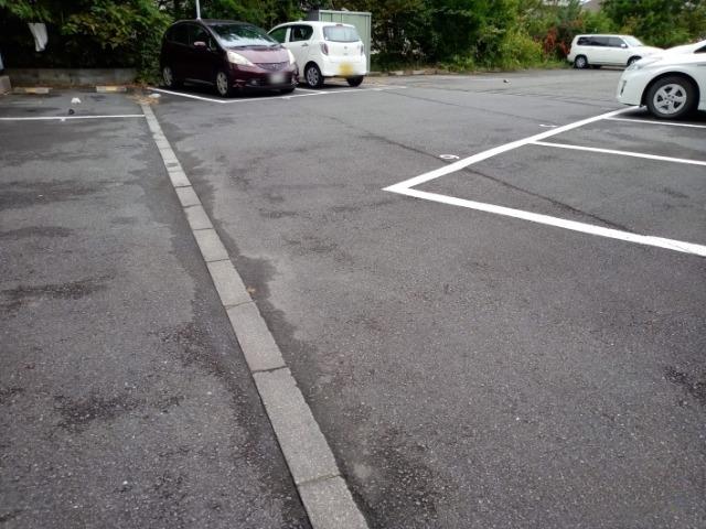 アーバン向丘Ⅱ(34831)の外観・駐車場イメージ1枚目