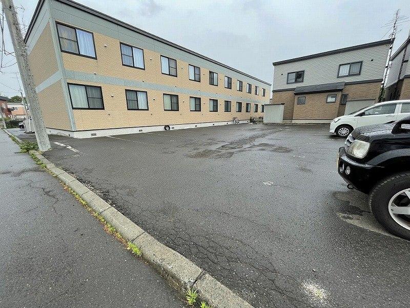 逢坂(23694)の外観・駐車場イメージ1枚目