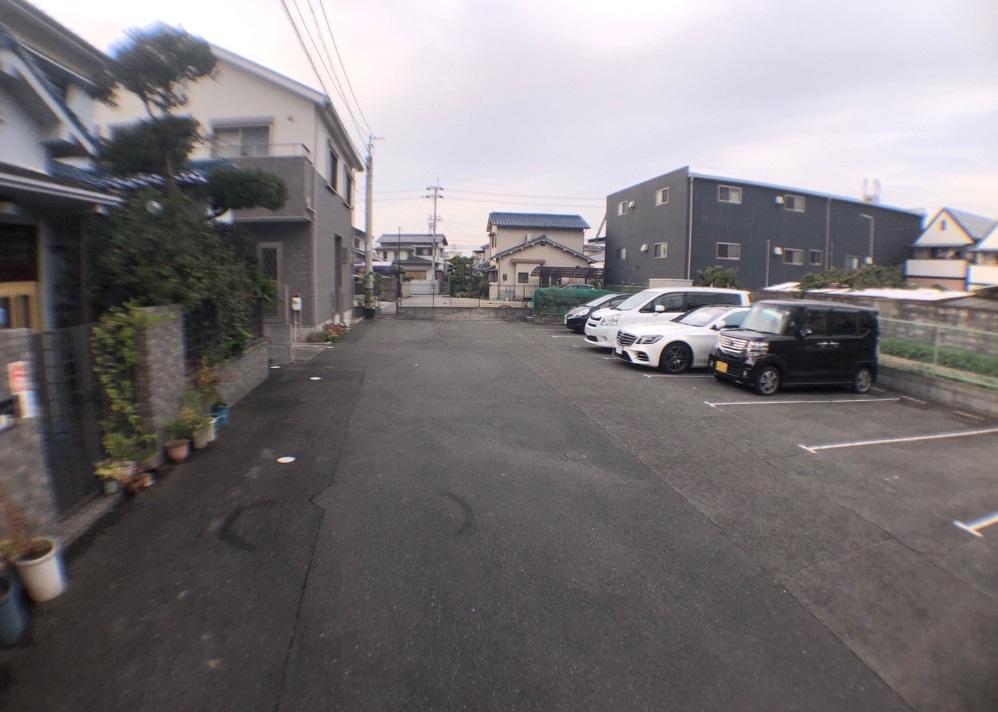 松下モータープールの外観・駐車場イメージ2枚目