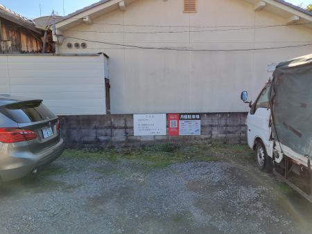 御堂殿町ガレージの外観・駐車場イメージ2枚目