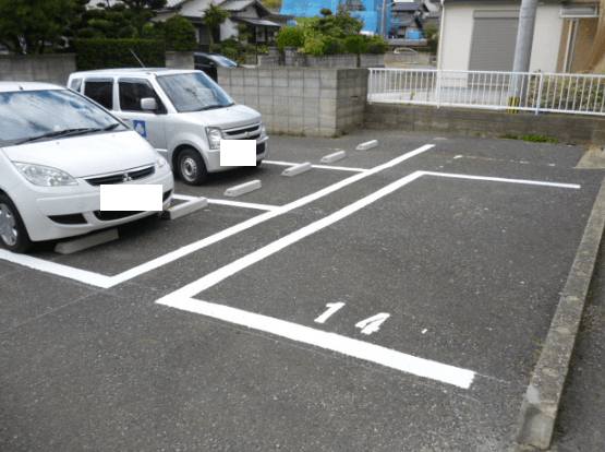 ハイツやまと駐車場の外観・駐車場イメージ1枚目