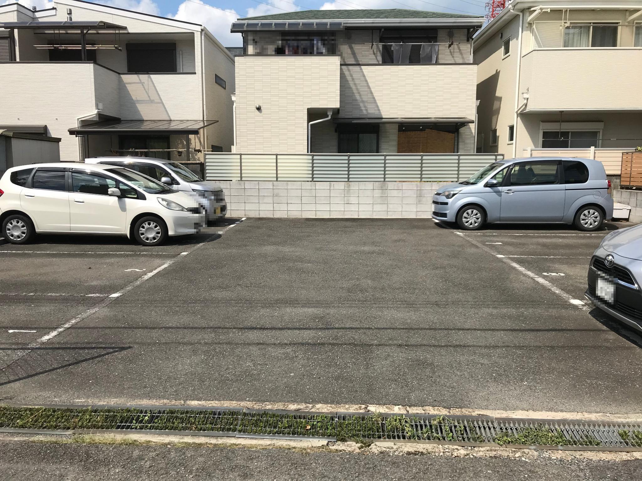 日向町駐車場の外観・駐車場イメージ3枚目