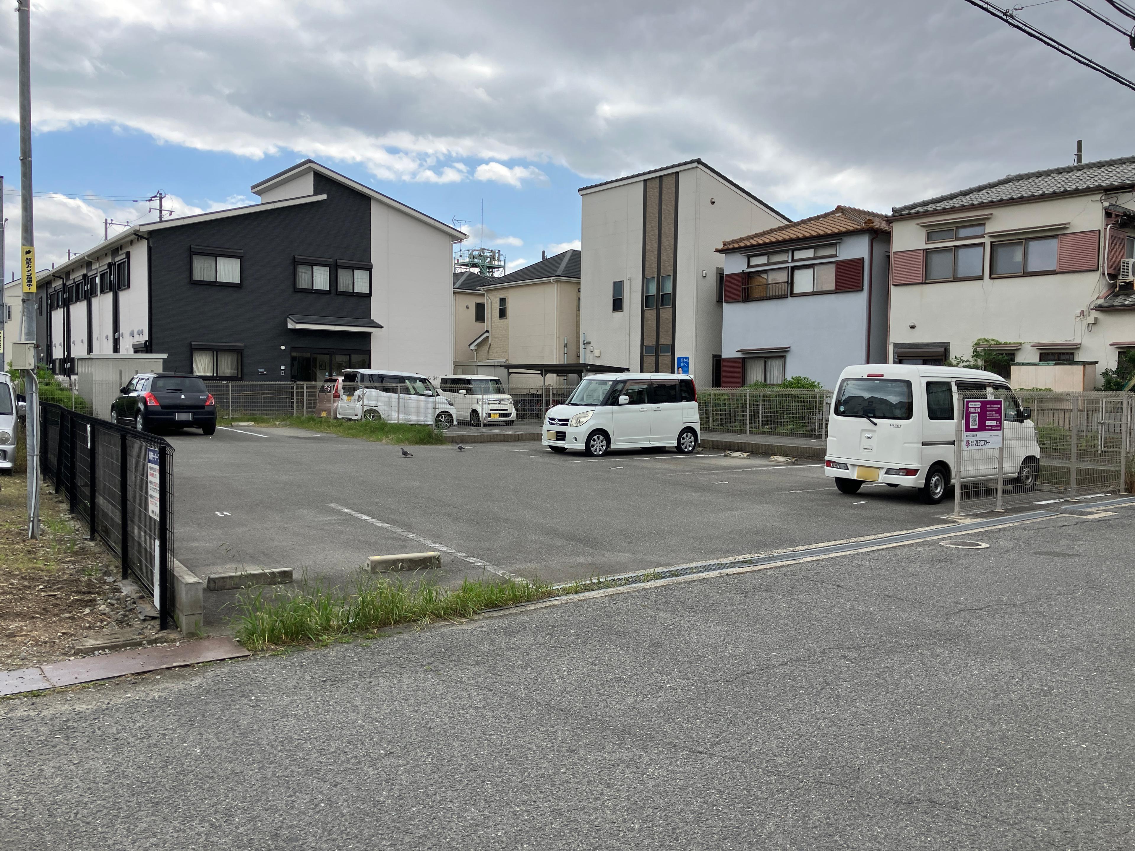 新家1丁目駐車場の外観・駐車場イメージ1枚目