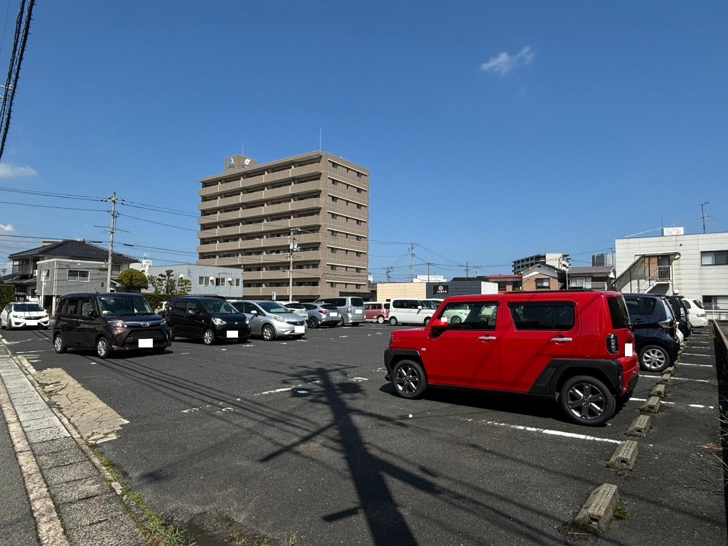 南吉方1丁目2-1駐車場の外観・駐車場イメージ2枚目