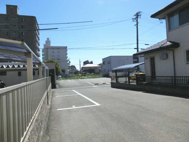 ワイズ・桜 第11駐車場の外観・駐車場イメージ3枚目