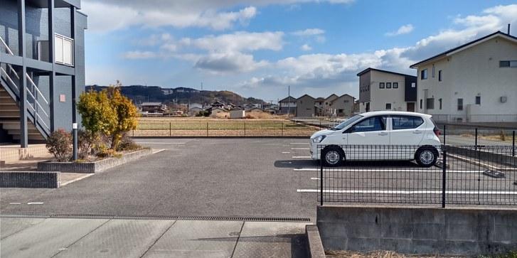 漣 2(29029)の外観・駐車場イメージ1枚目