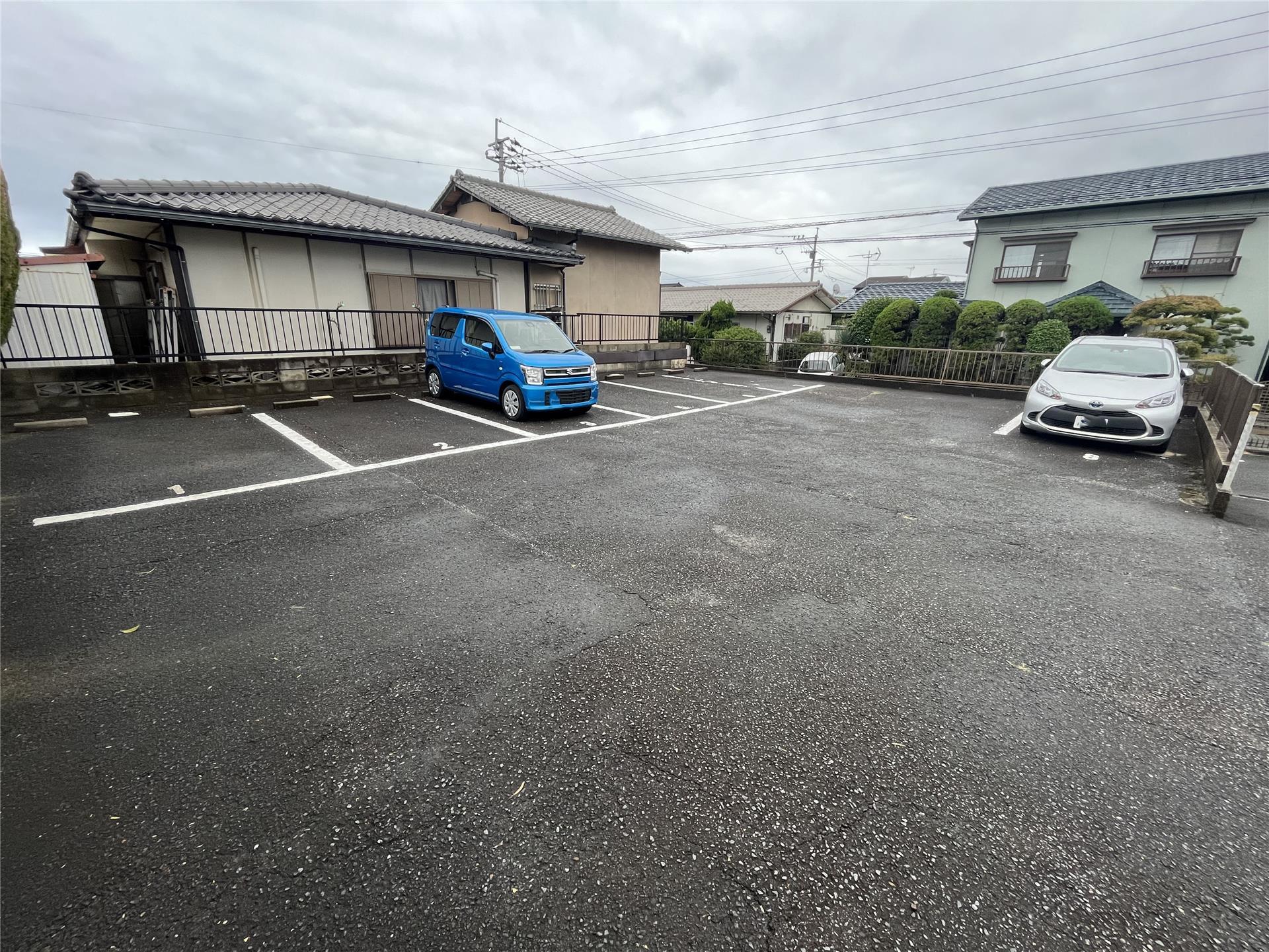 ジョイフル日吉台駐車場の外観・駐車場イメージ2枚目