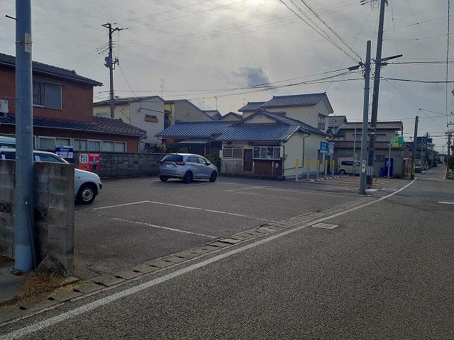 寺尾西3(河西)駐車場の外観・駐車場イメージ2枚目