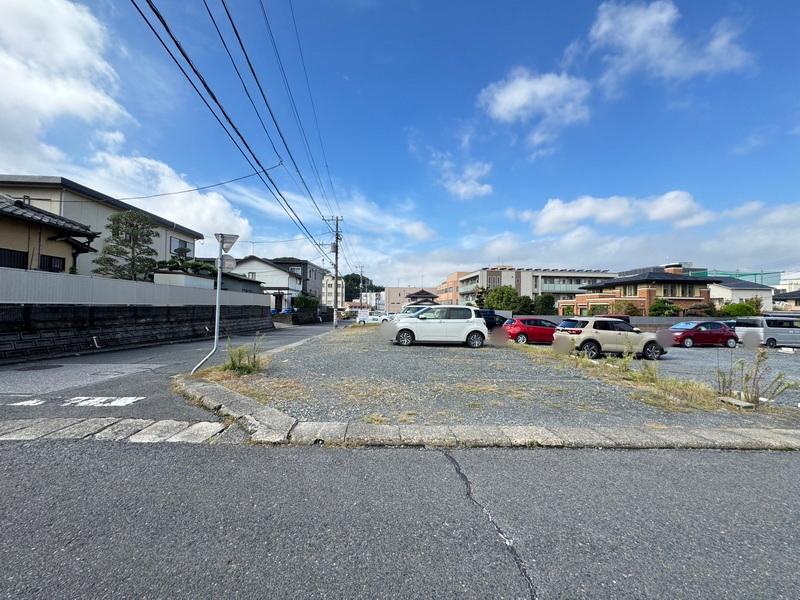 小川パーキングの外観・駐車場イメージ3枚目