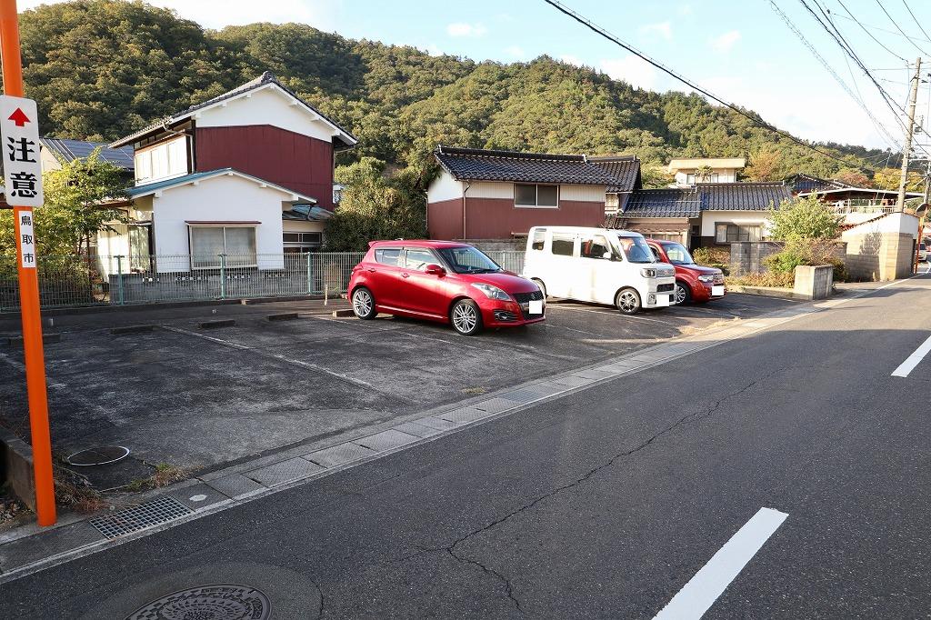 卯垣2丁目212駐車場の外観・駐車場イメージ1枚目