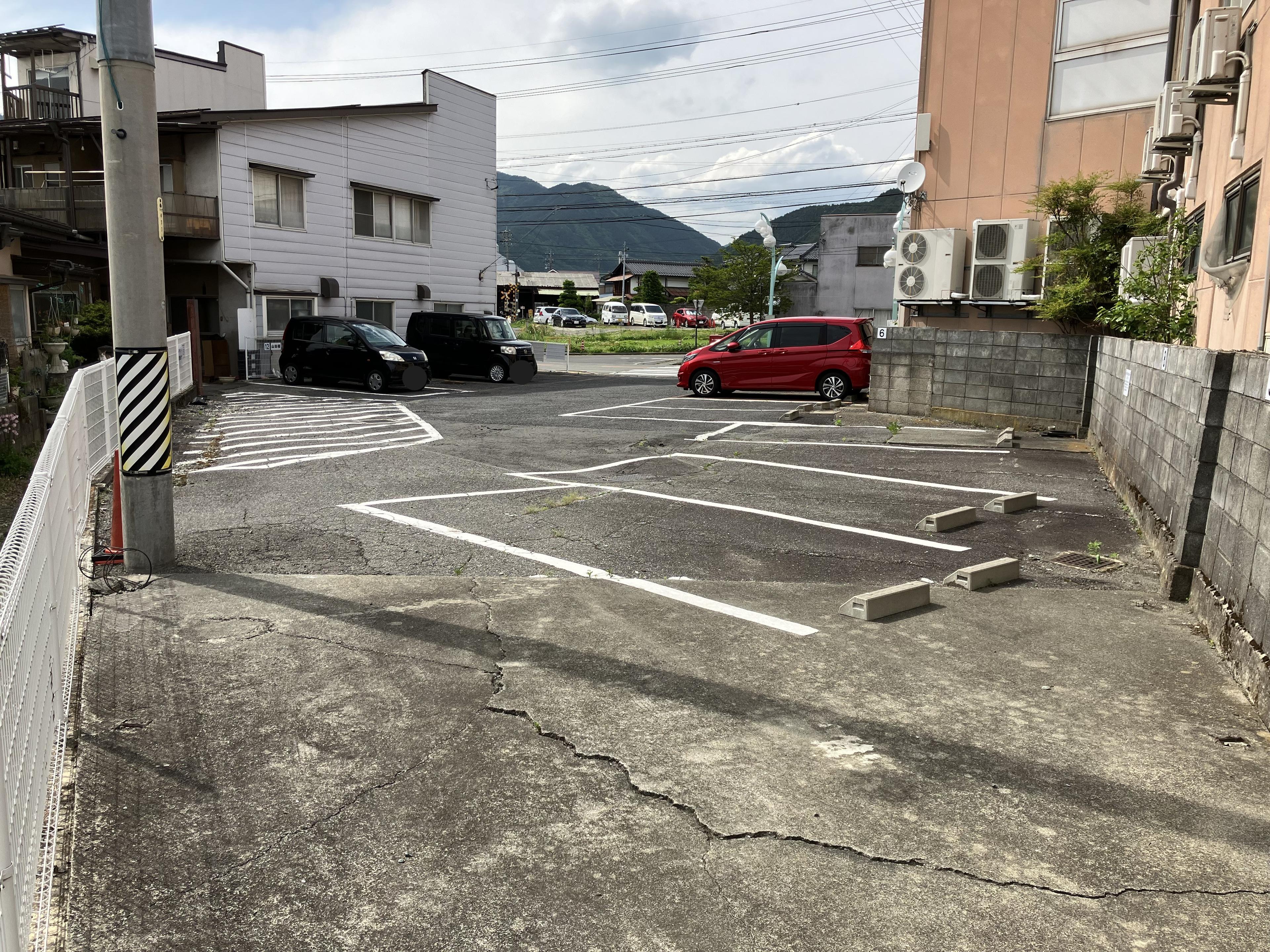 辰野駐車場の外観・駐車場イメージ3枚目