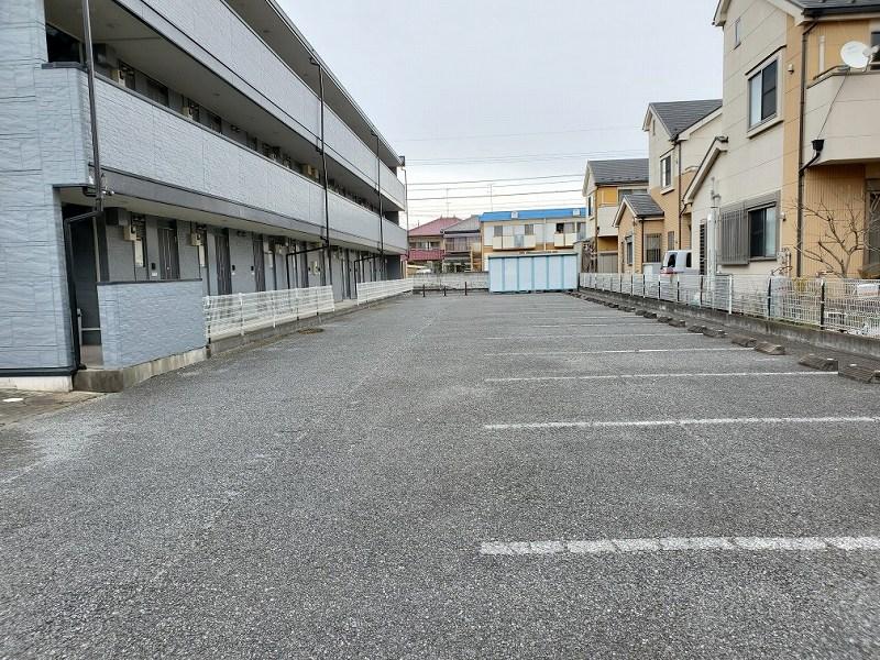 Dernier(9997)の外観・駐車場イメージ1枚目