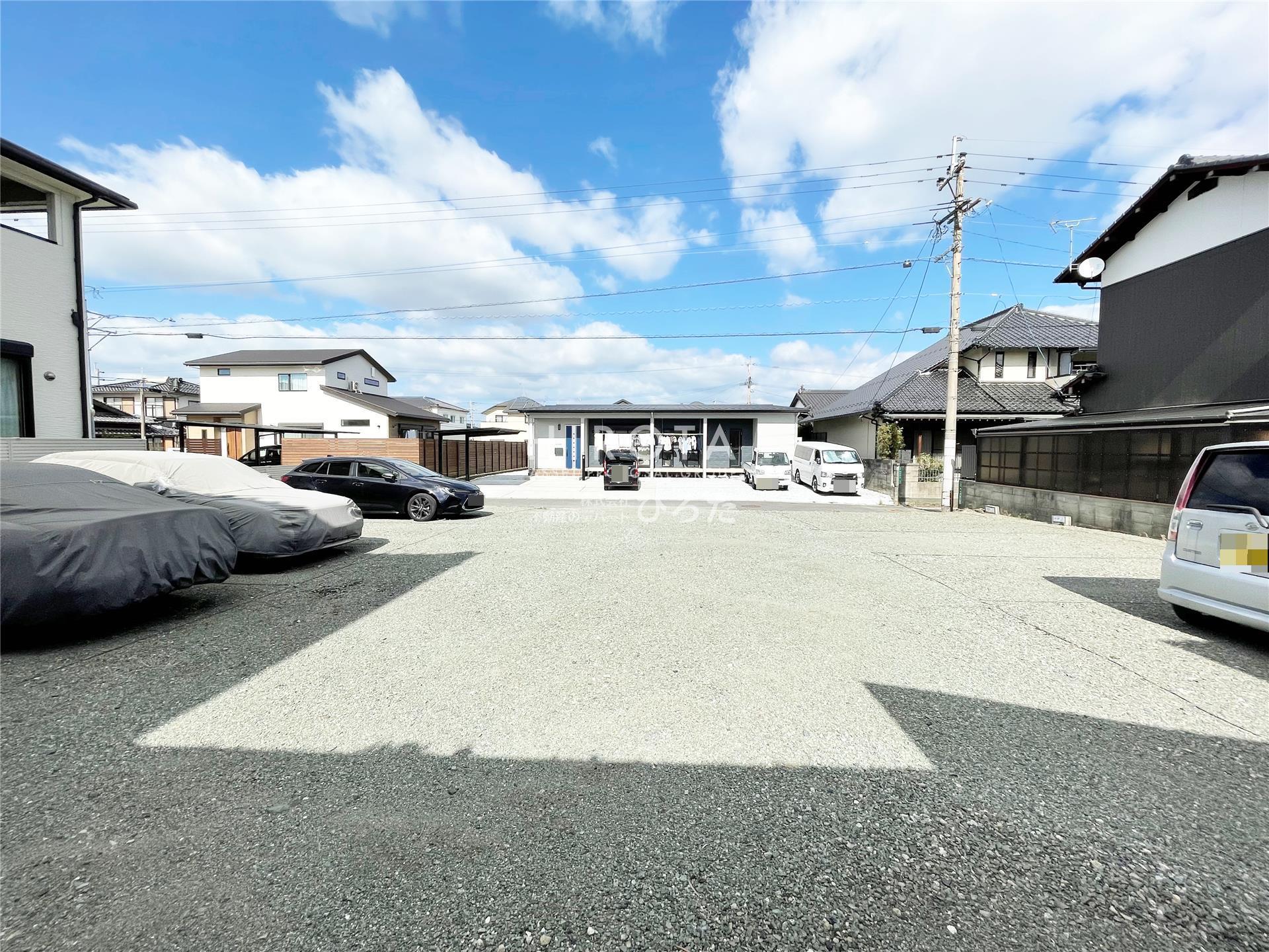 ジョイフル美吉野パーキングの外観・駐車場イメージ3枚目