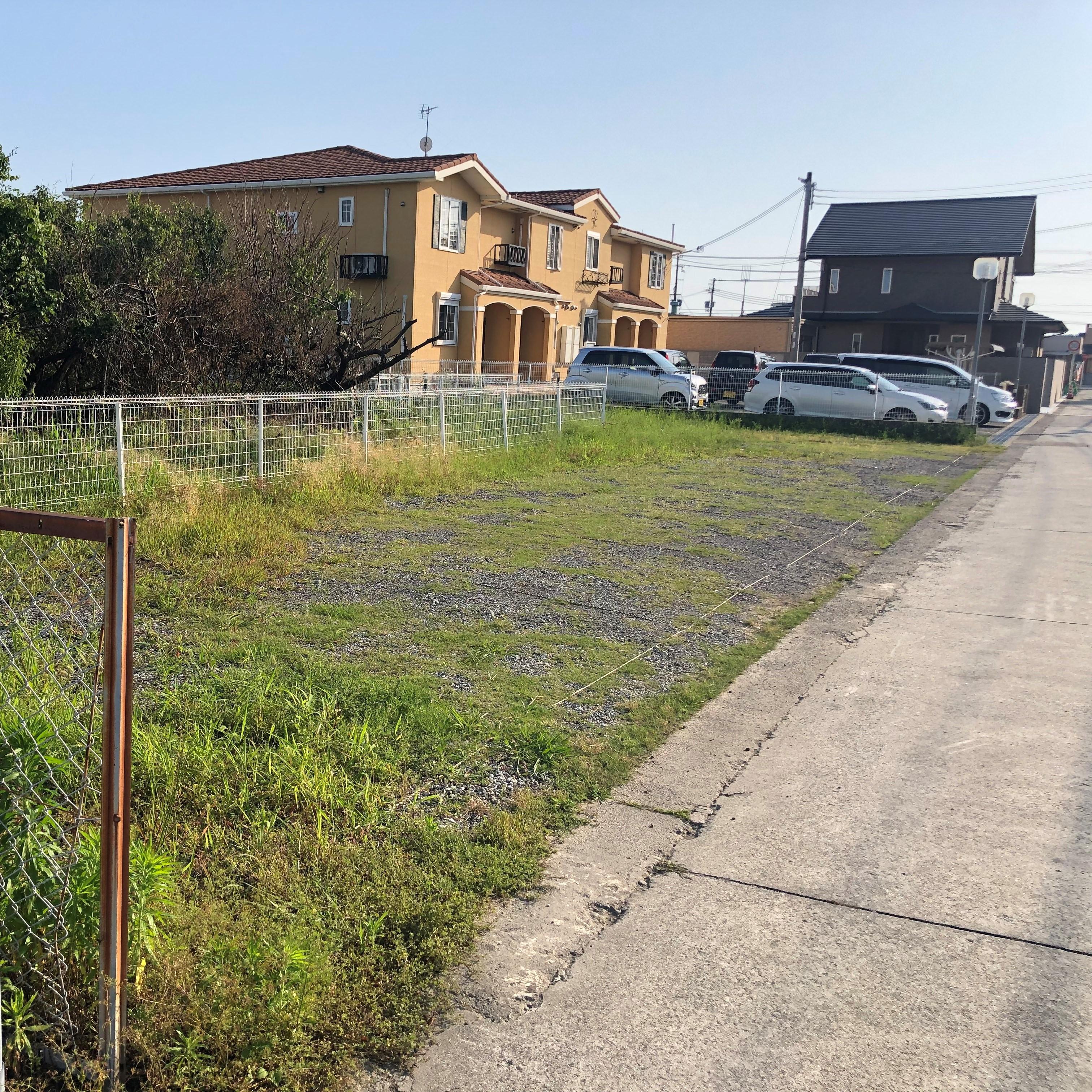 フランブリーゼ横駐車場の外観・駐車場イメージ1枚目