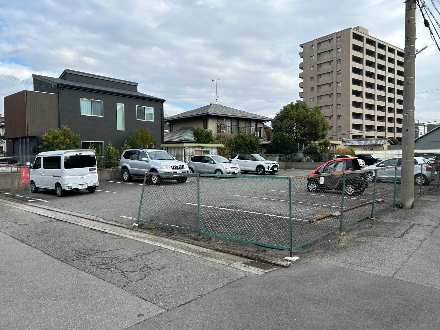 高松方駐車場の外観・駐車場イメージ3枚目