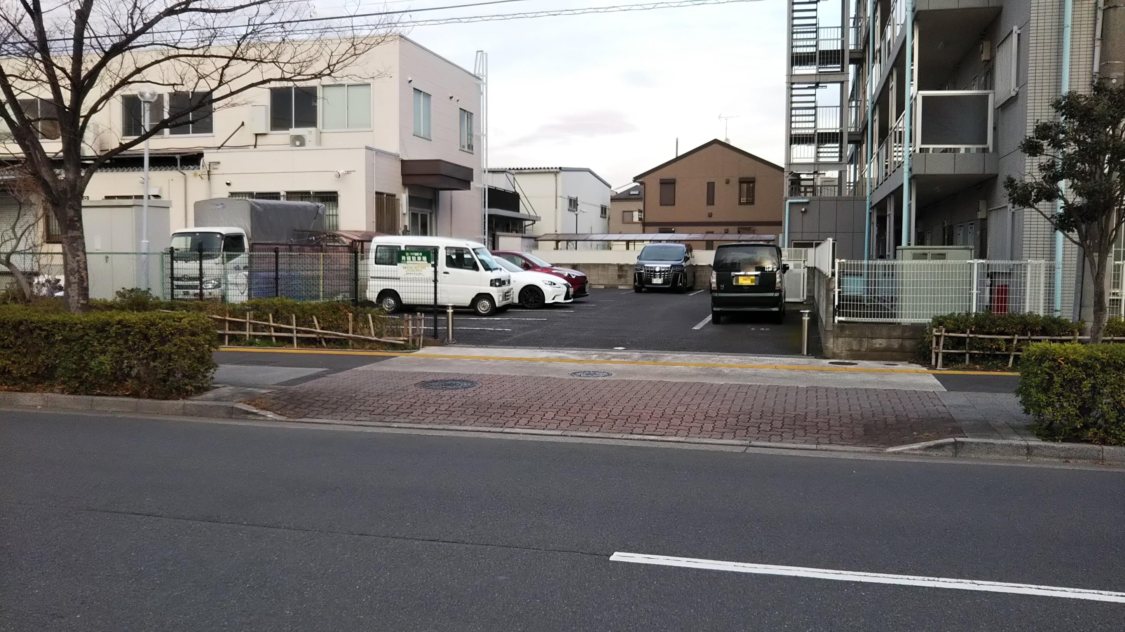 保木間1丁目第2の外観・駐車場イメージ1枚目