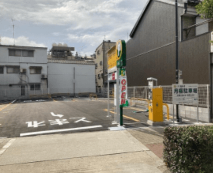 中川西3丁目の外観・駐車場イメージ1枚目