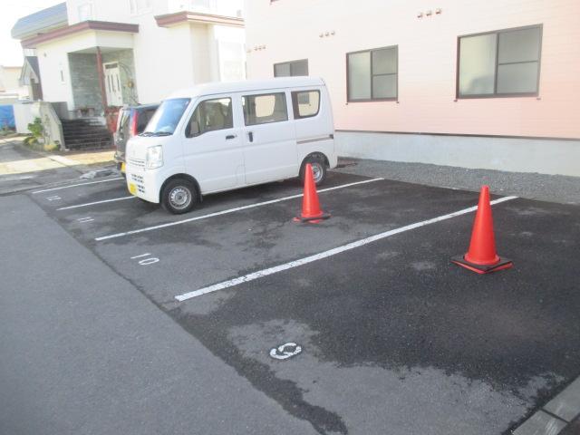 ルミエール(22959)の外観・駐車場イメージ1枚目