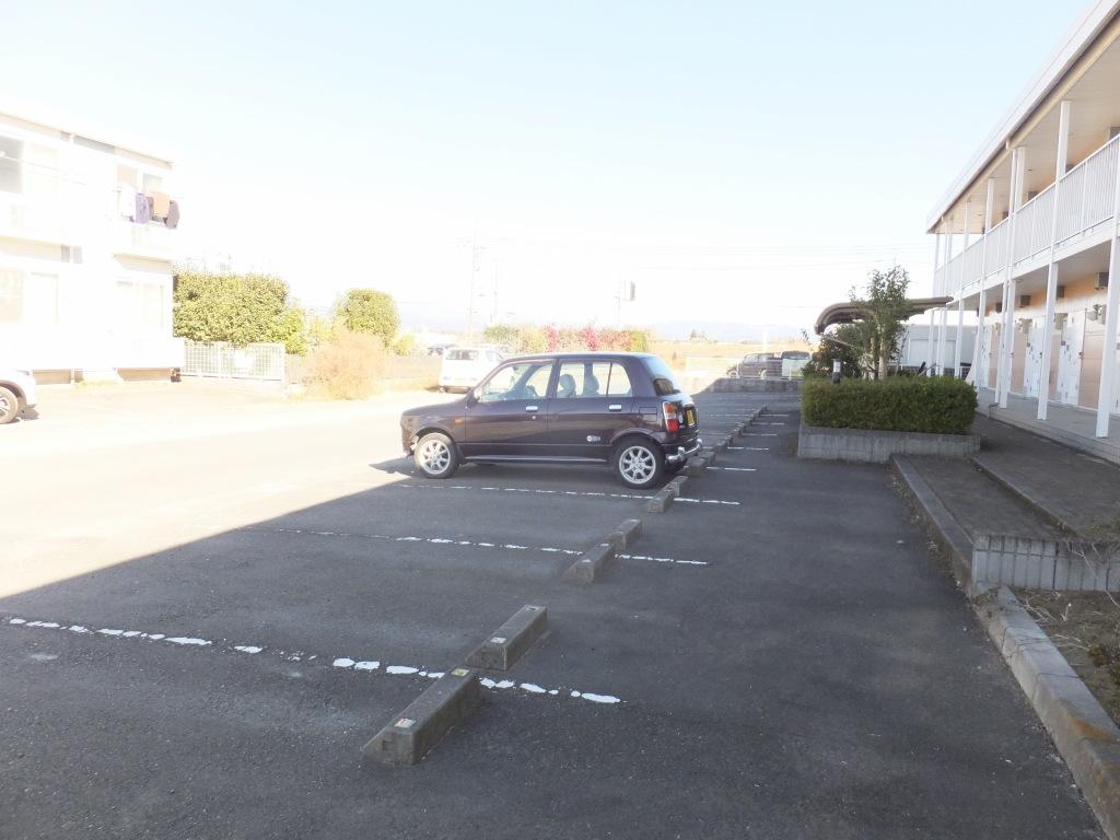 KSS(19648)の外観・駐車場イメージ1枚目