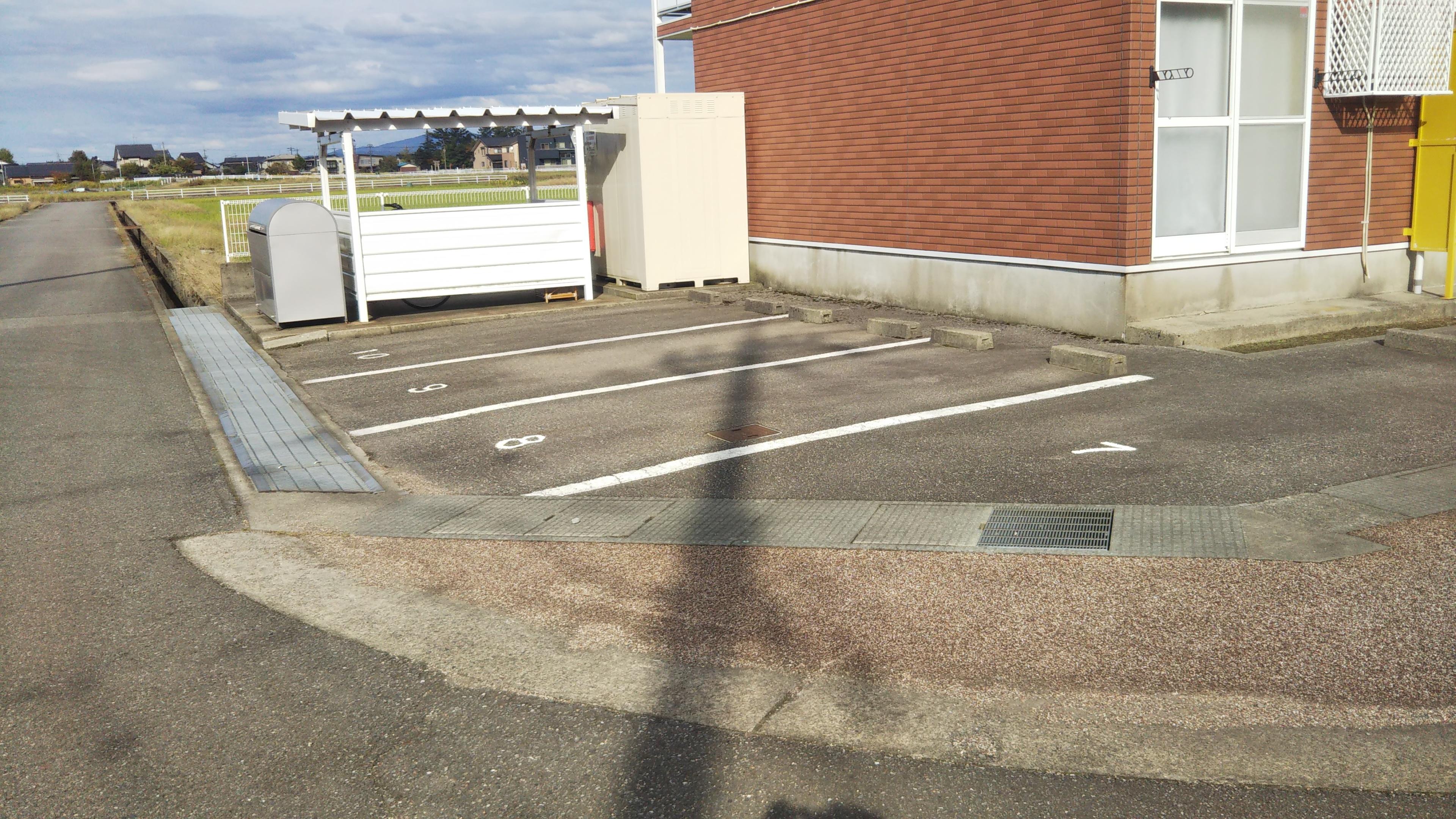 サンハイム福久(20299)の外観・駐車場イメージ1枚目